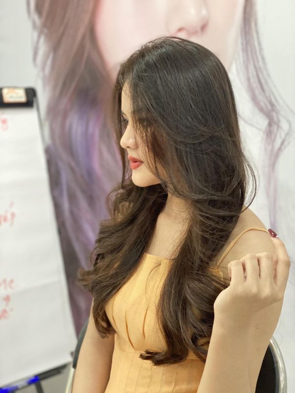 Tốn đống tiền mà tóc vẫn bết và rụng cả nắm là vì bạn quên 1 bước siêu quan trọng đấy